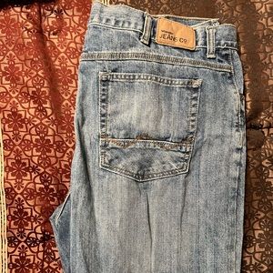 40x32 Wrangler Relaxed Boot Cut like new.